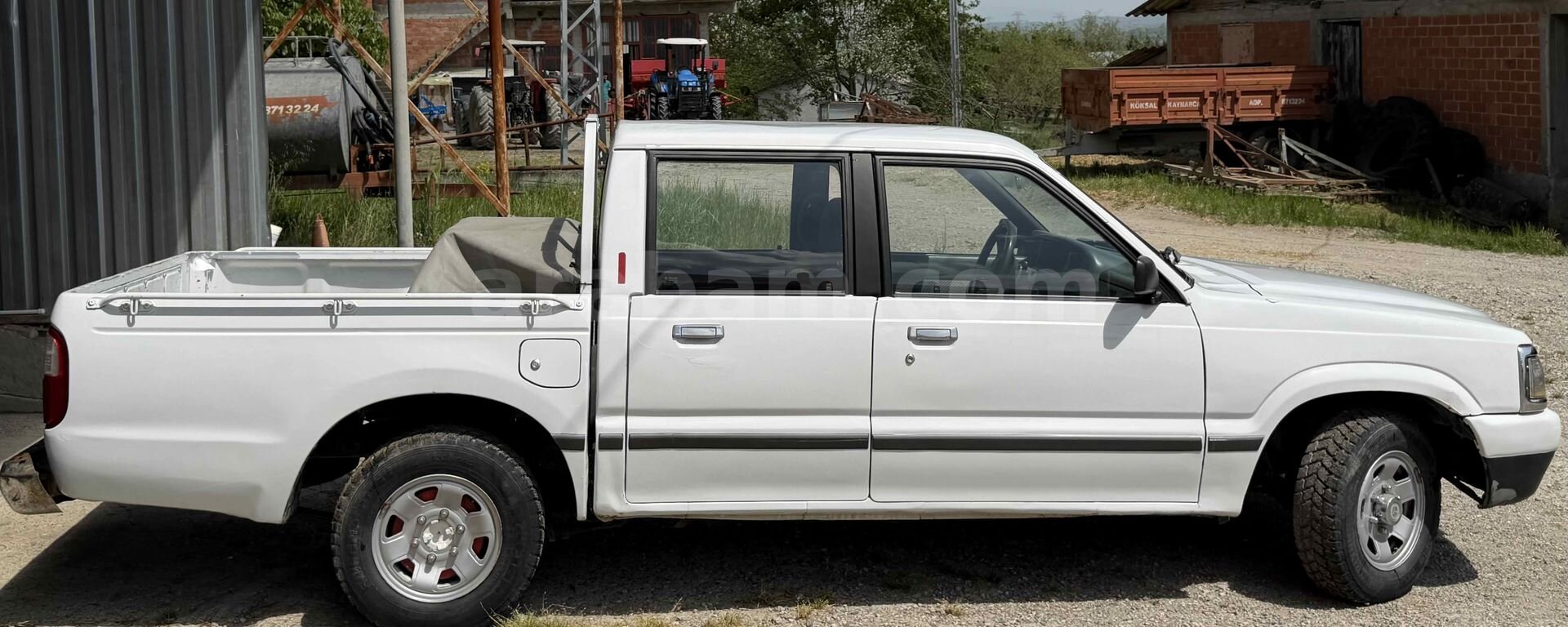 Sahibinden Mazda B2500 2.5 D 1999 Model 3