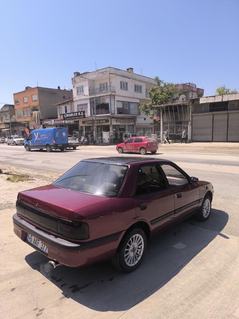 Sahibinden Mazda 323 1.6 GLX 1994 Model 2