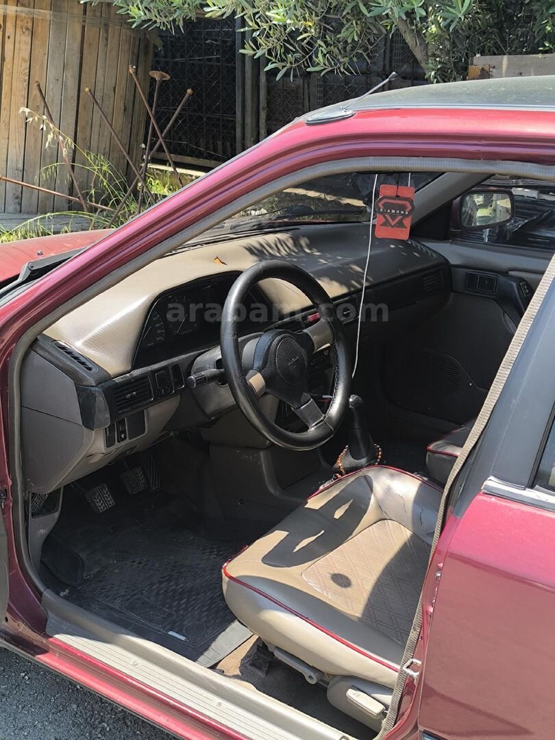 Sahibinden Mazda 323 1.6 GLX 1994 Model 5