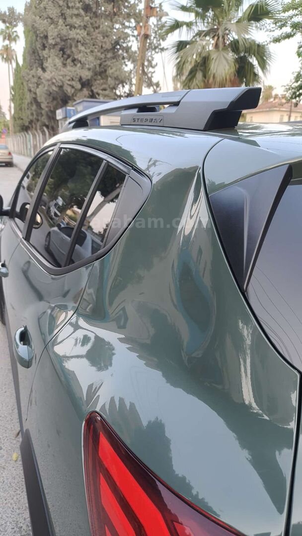 Galeriden Dacia Sandero 1.0 TCe Extreme 2023 Model Adana 67.200 km Yeşil 6