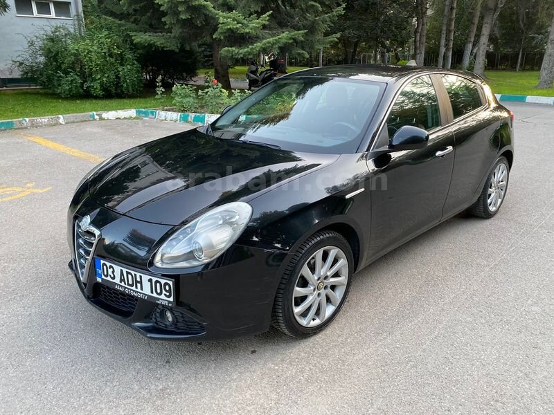 Mühendisten Jülyet (Giulietta 2011 JTDm 105 HP Dist. Taba Deri)