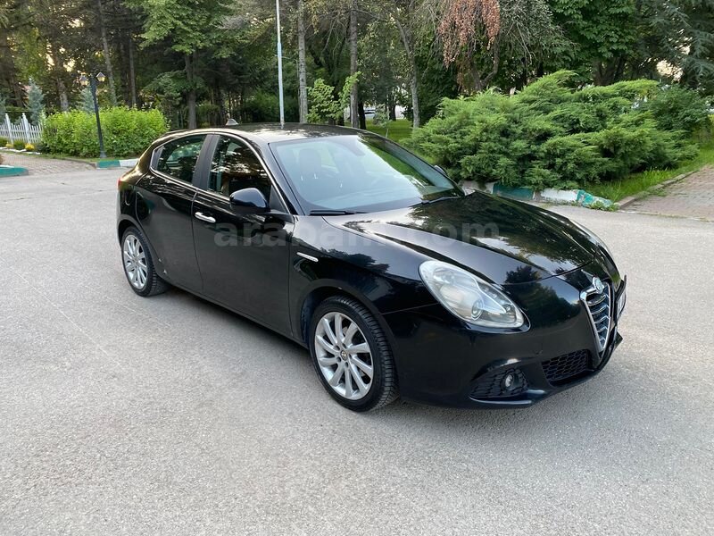 Mühendisten Jülyet (Giulietta 2011 JTDm 105 HP Dist. Taba Deri) 7