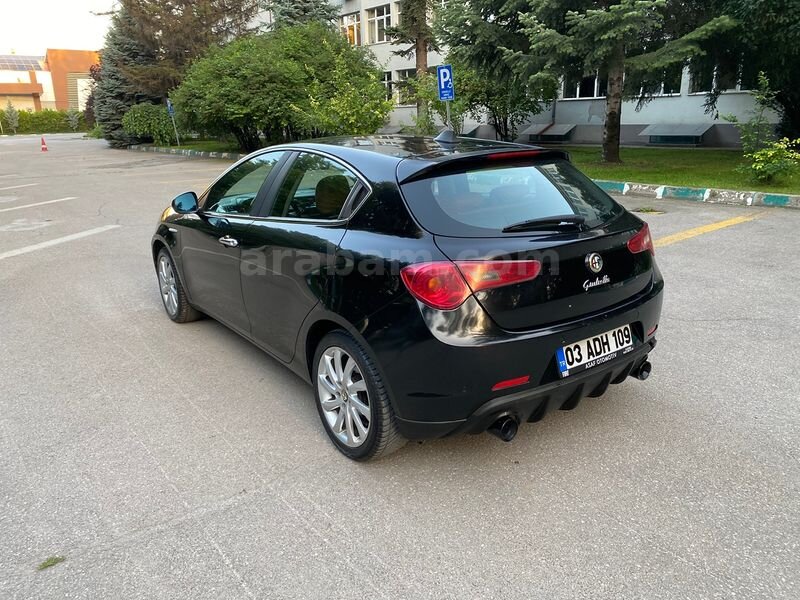 Mühendisten Jülyet (Giulietta 2011 JTDm 105 HP Dist. Taba Deri) 3