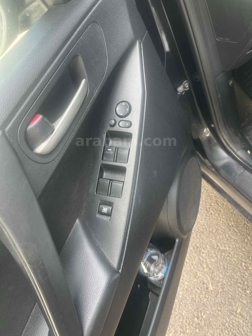 Sahibinden Mazda 3 1.6 Touring 2012 Model 3