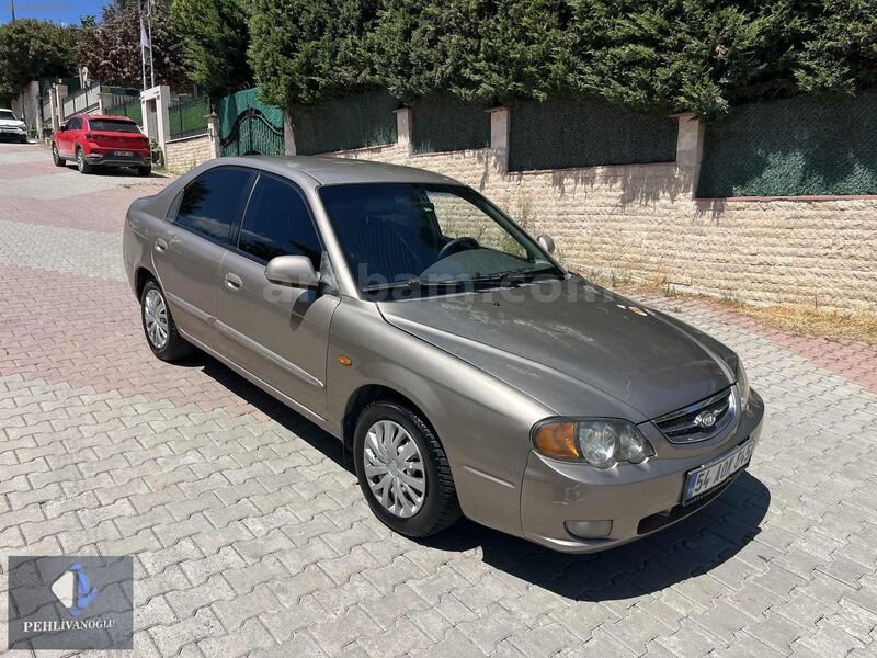 Galeriden Kia Shuma LS 2004 Model İstanbul 250.000 km Gri