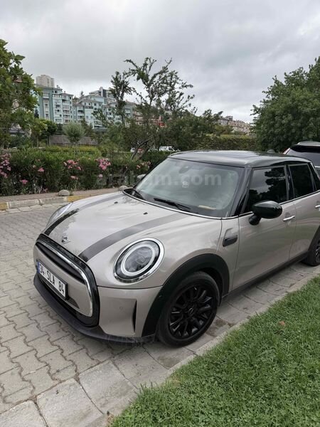 Sahibinden Mini Cooper 1.5 Signature 2024 Model