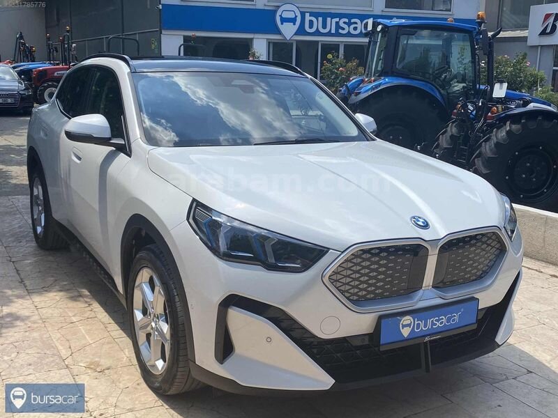 BURSACAR - 2024 MODEL BMW iX2 eDrive20 SPORTLİNE ve BOYASIZ