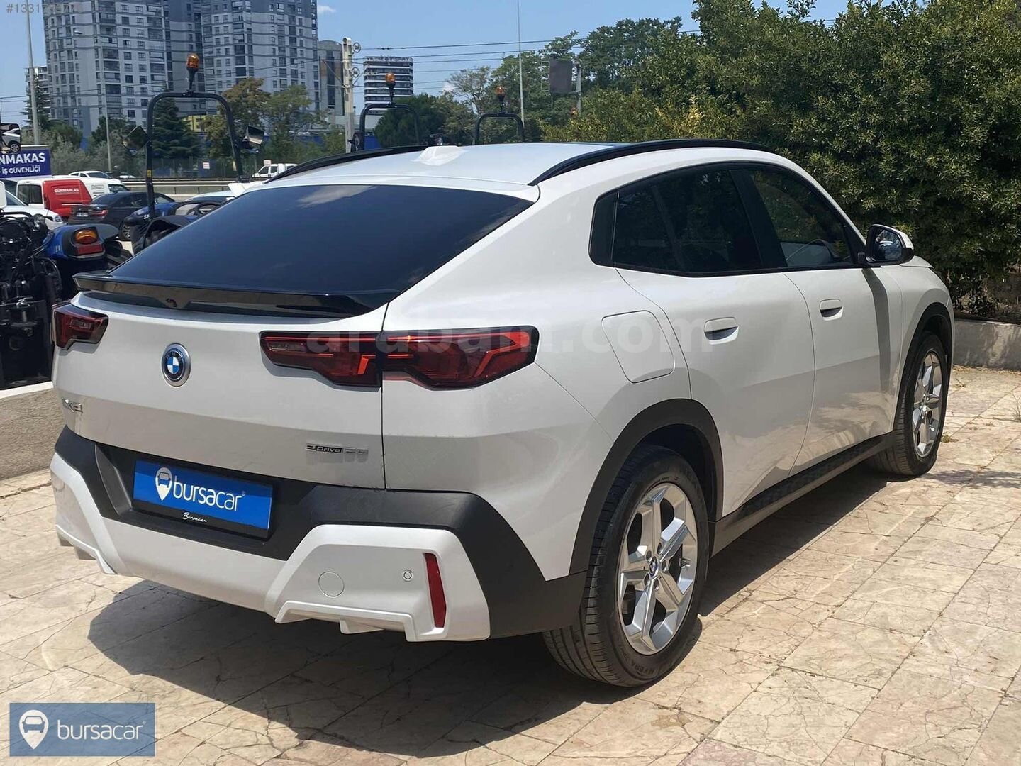 BURSACAR - 2024 MODEL BMW iX2 eDrive20 SPORTLİNE ve BOYASIZ 6