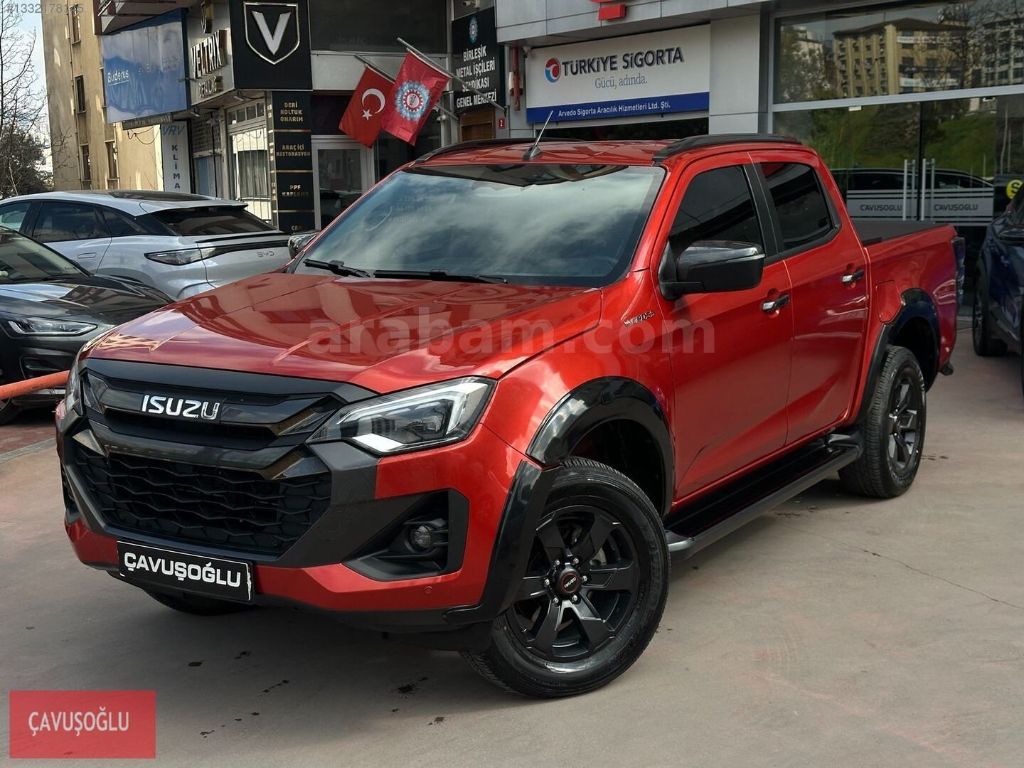 ÇAVUŞOĞLU 2024 ISUZU D-MAX 1.9 D V-CROSS 4X4 BOYASIZ 2