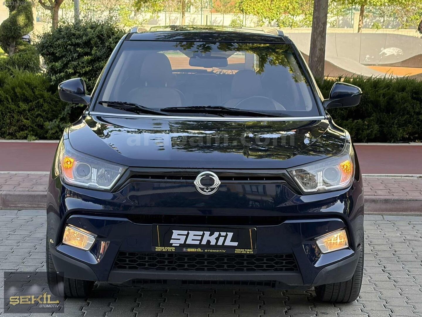Galeriden KGM SsangYong Tivoli 1.6 D Platinum 2015 Model Konya 142.000 km Lacivert 3