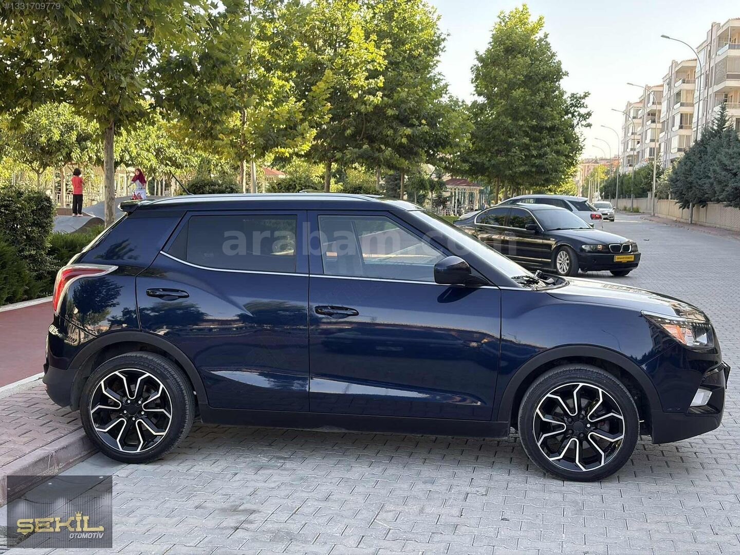 Galeriden KGM SsangYong Tivoli 1.6 D Platinum 2015 Model Konya 142.000 km Lacivert 7