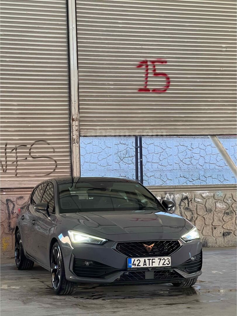 Sahibinden Cupra Leon 1.5 eTSI Standart 2023 Model 45.000 km Gri 2