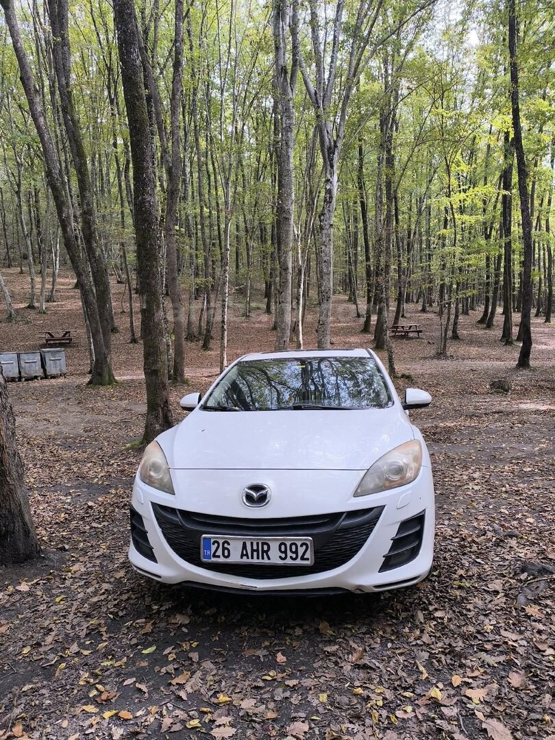 Sahibinden Mazda 3 1.6 Impressive 2011 Model İstanbul 235.000 km Beyaz 4