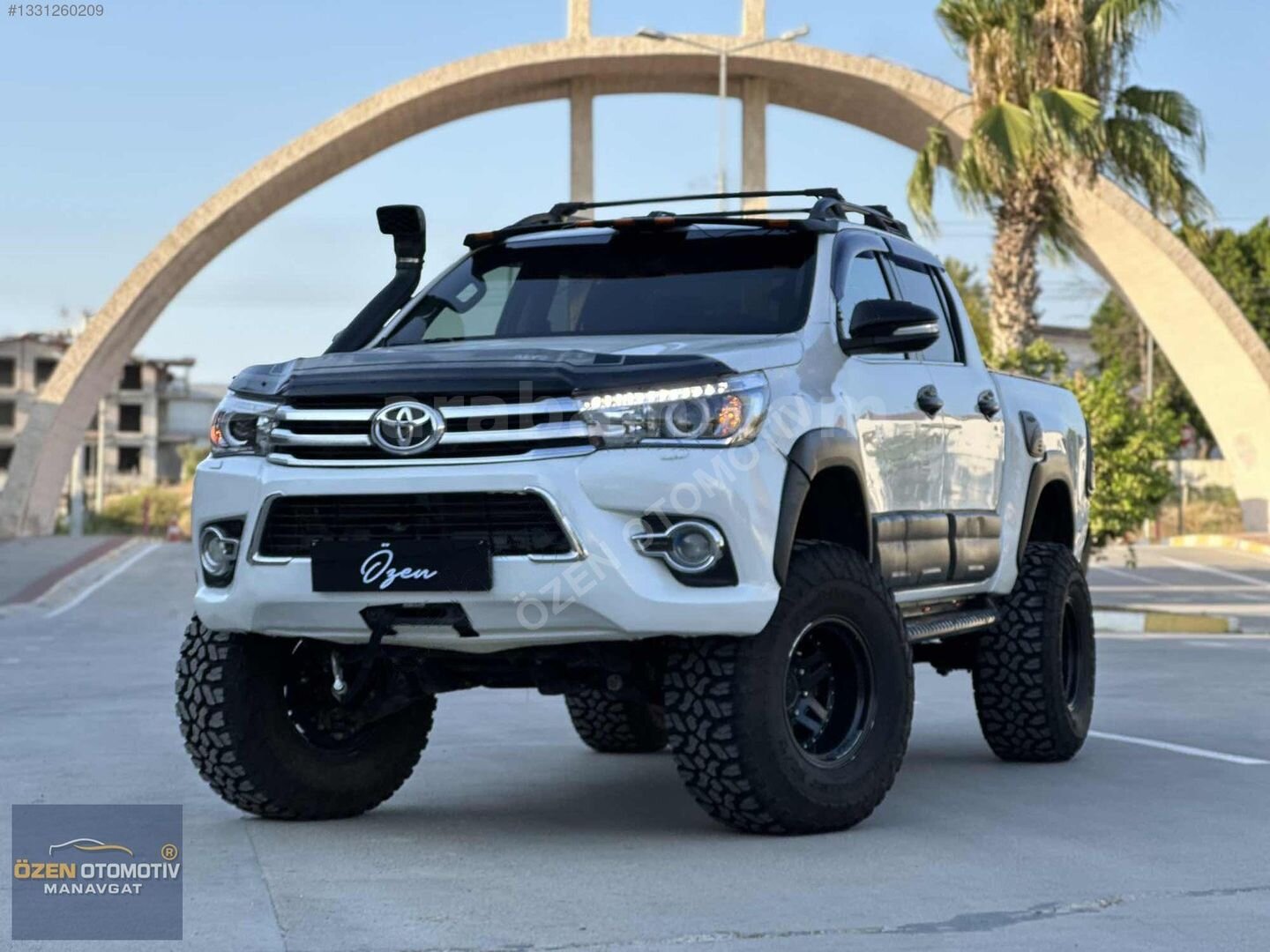 TOYOTA HİLUX 4x4 OTOMATİK HATASIZ BOYASIZ 2