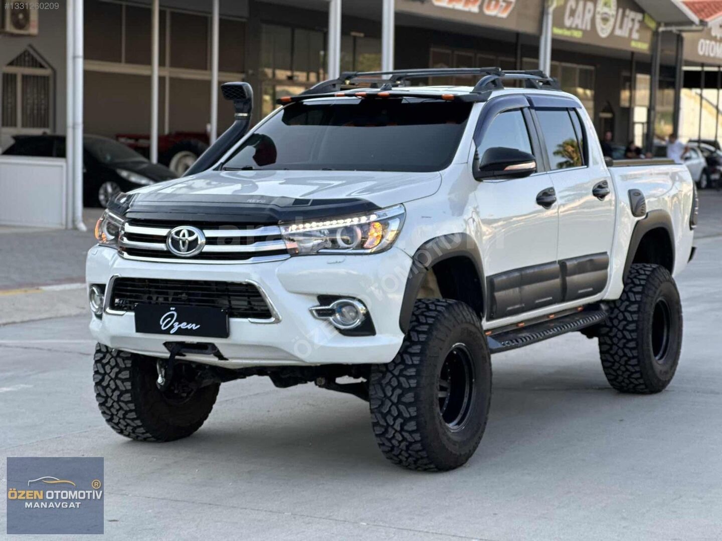 TOYOTA HİLUX 4x4 OTOMATİK HATASIZ BOYASIZ 1