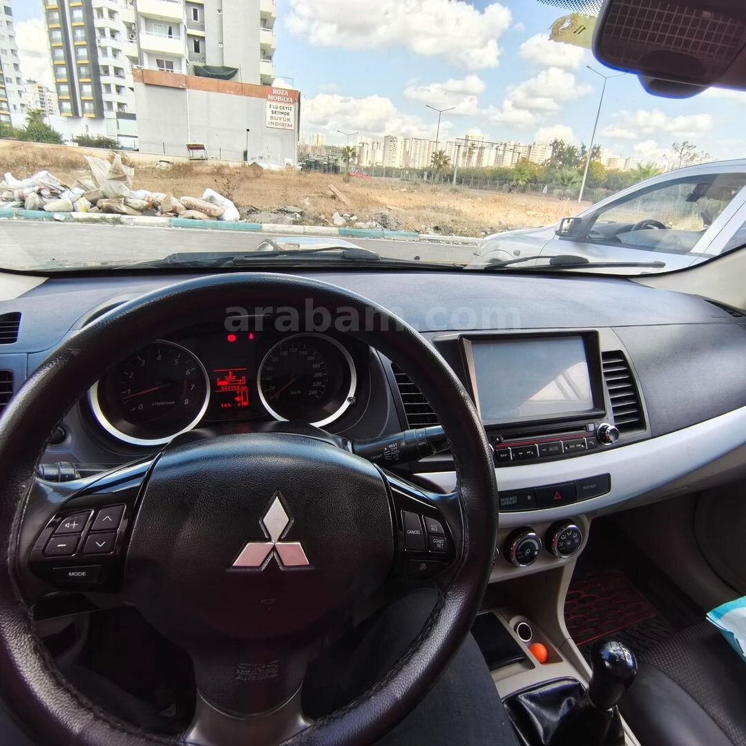 Sahibinden Mitsubishi Lancer 1.6 Invite 2011 Model Ankara 347.000 km Siyah 7