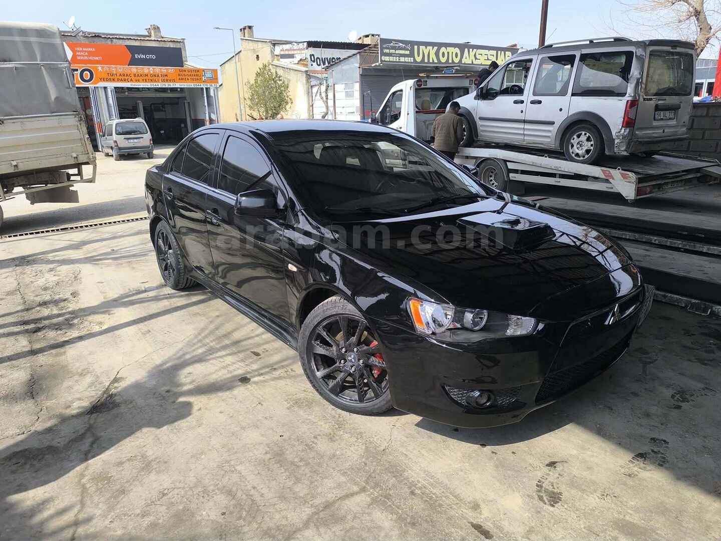 Sahibinden Mitsubishi Lancer 1.6 Invite 2011 Model Ankara 347.000 km Siyah 3