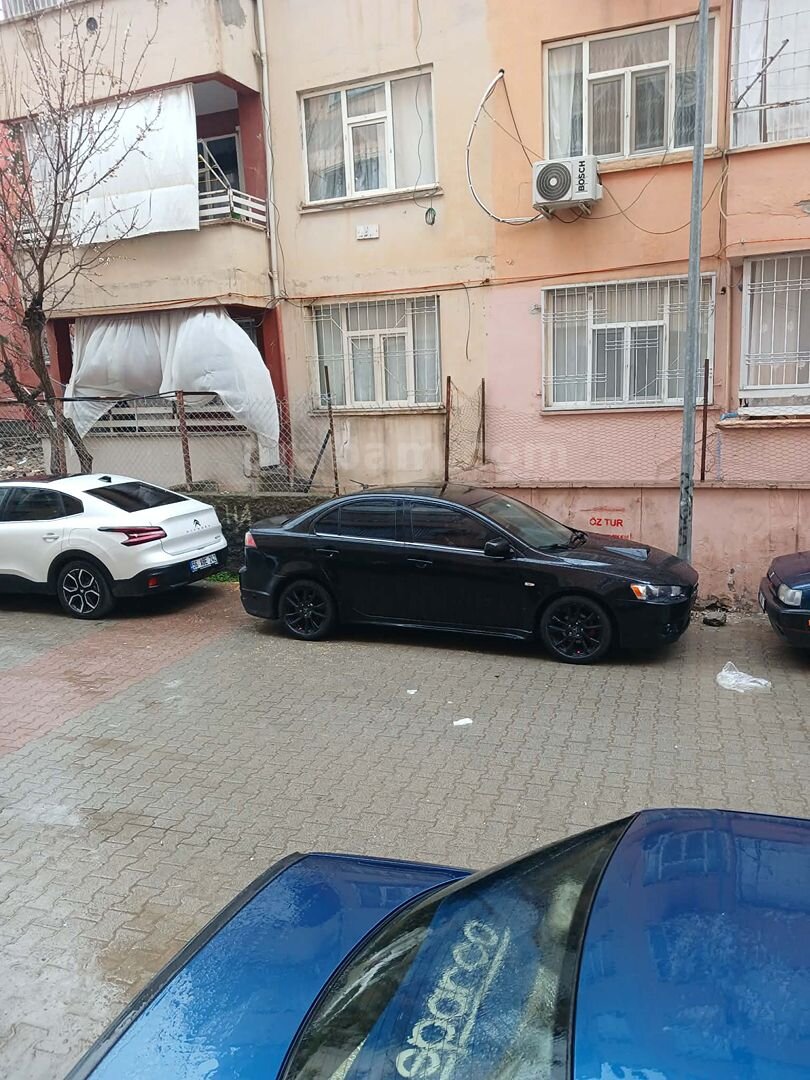 Sahibinden Mitsubishi Lancer 1.6 Invite 2011 Model Ankara 347.000 km Siyah 5
