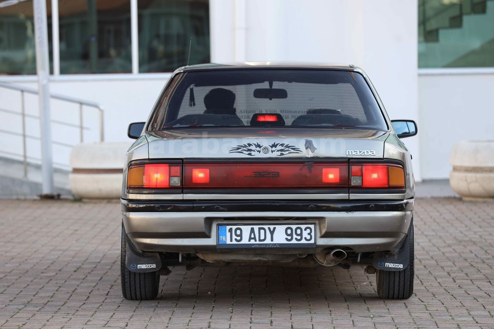 Sahibinden Mazda 323 1.6 GLX 1991 Model 2