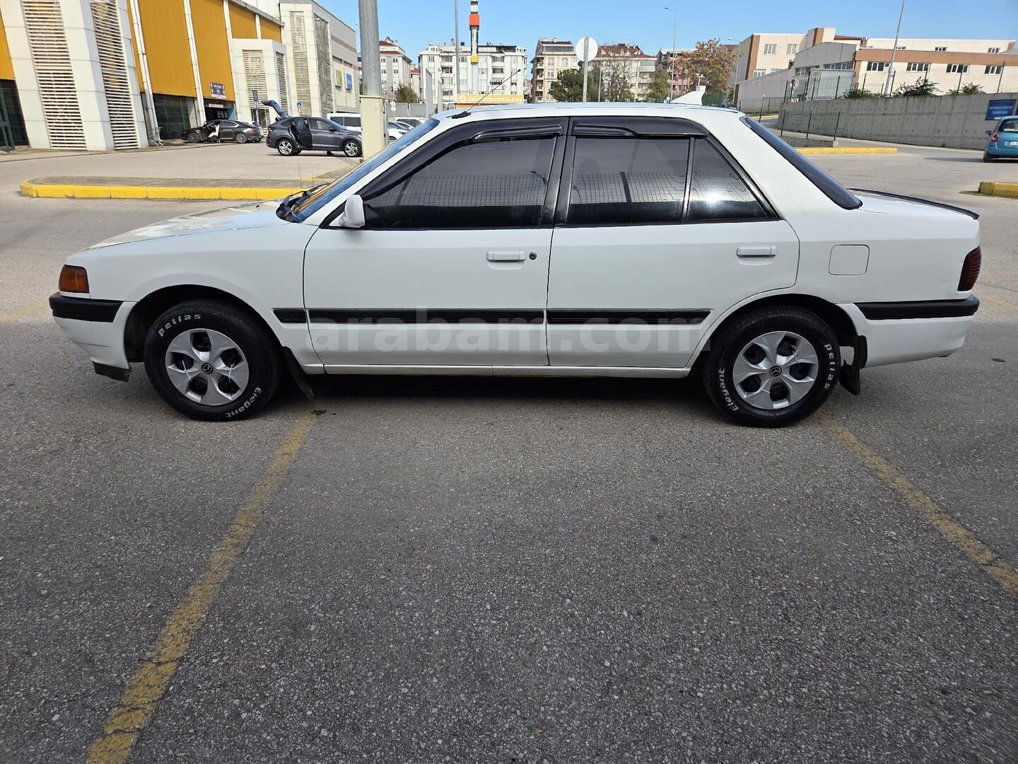 Sahibinden Mazda 323 1.6 GLX 1994 Model 5