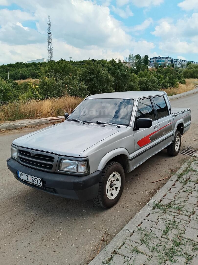 Sahibinden Mazda B2500 2.5 D 1998 Model 2