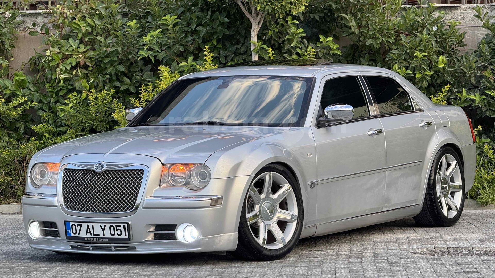 Galeriden Chrysler 300 C 2.7 2005 Model Antalya 310.000 km Gri 3