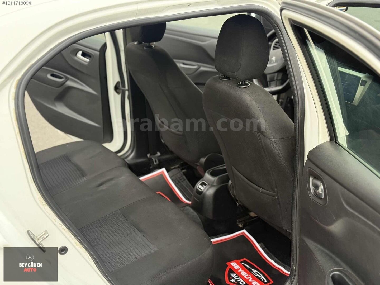 BEYGÜVEN AUTO DAN 2015 HATASIZ BAKIMLI PEUGEOT 301 5
