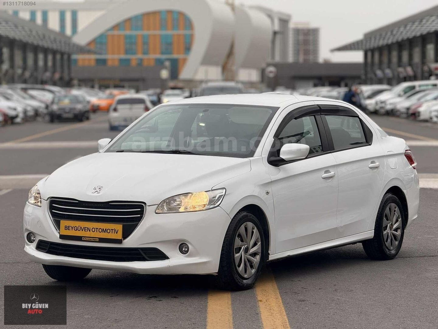 BEYGÜVEN AUTO DAN 2015 HATASIZ BAKIMLI PEUGEOT 301 1