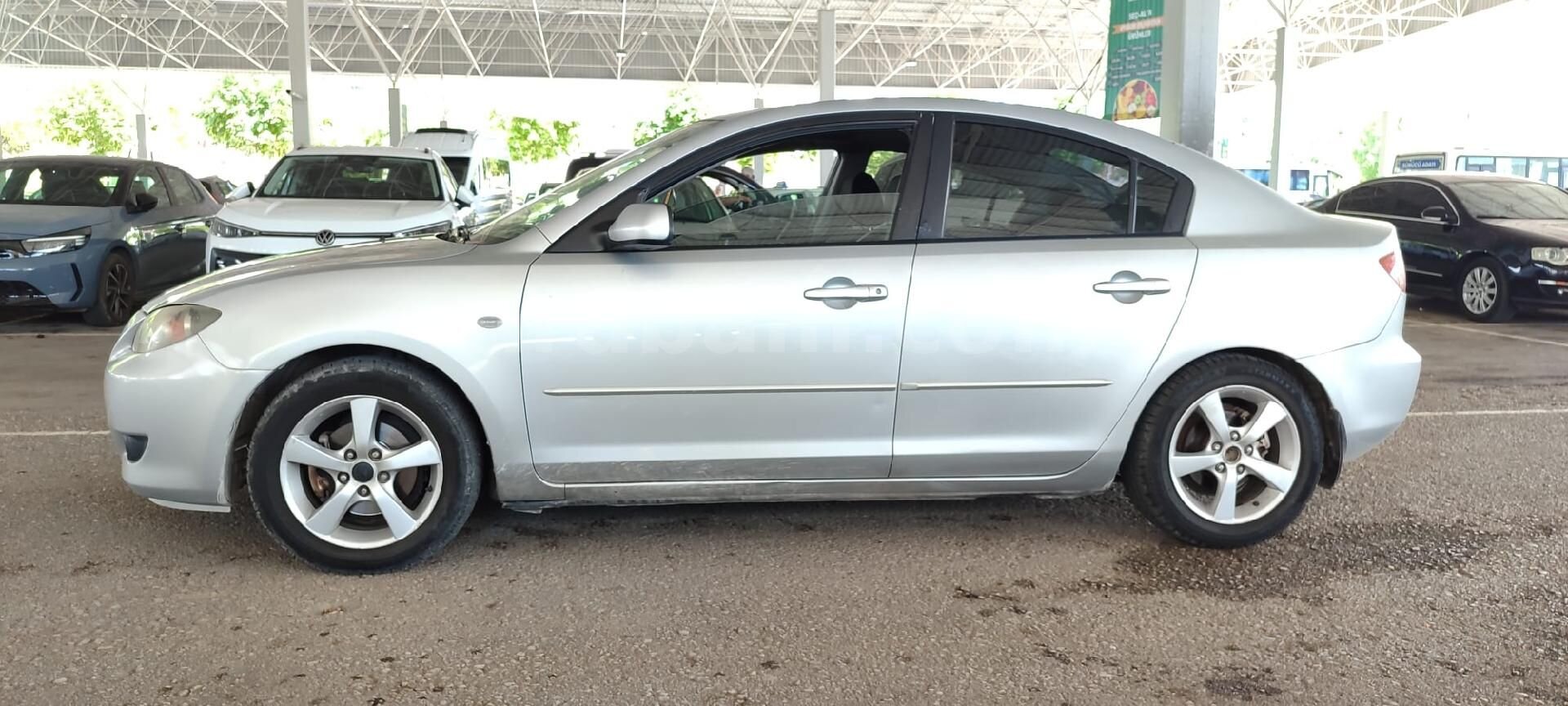 Sahibinden Mazda 3 1.6 Dynamic 2004 Model 6