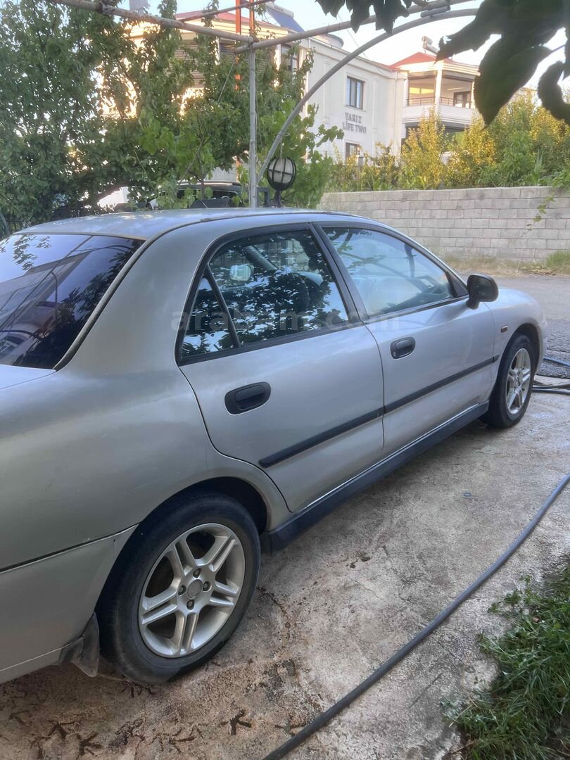 Sahibinden Mitsubishi Carisma 1.6 GLX 1999 Model Osmaniye 365.000 km Gri 2