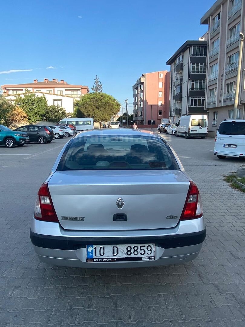 Galeriden Renault Clio 1.4 Authentique 2006 Model Balıkesir 215.000 km Gri (Gümüş) 6