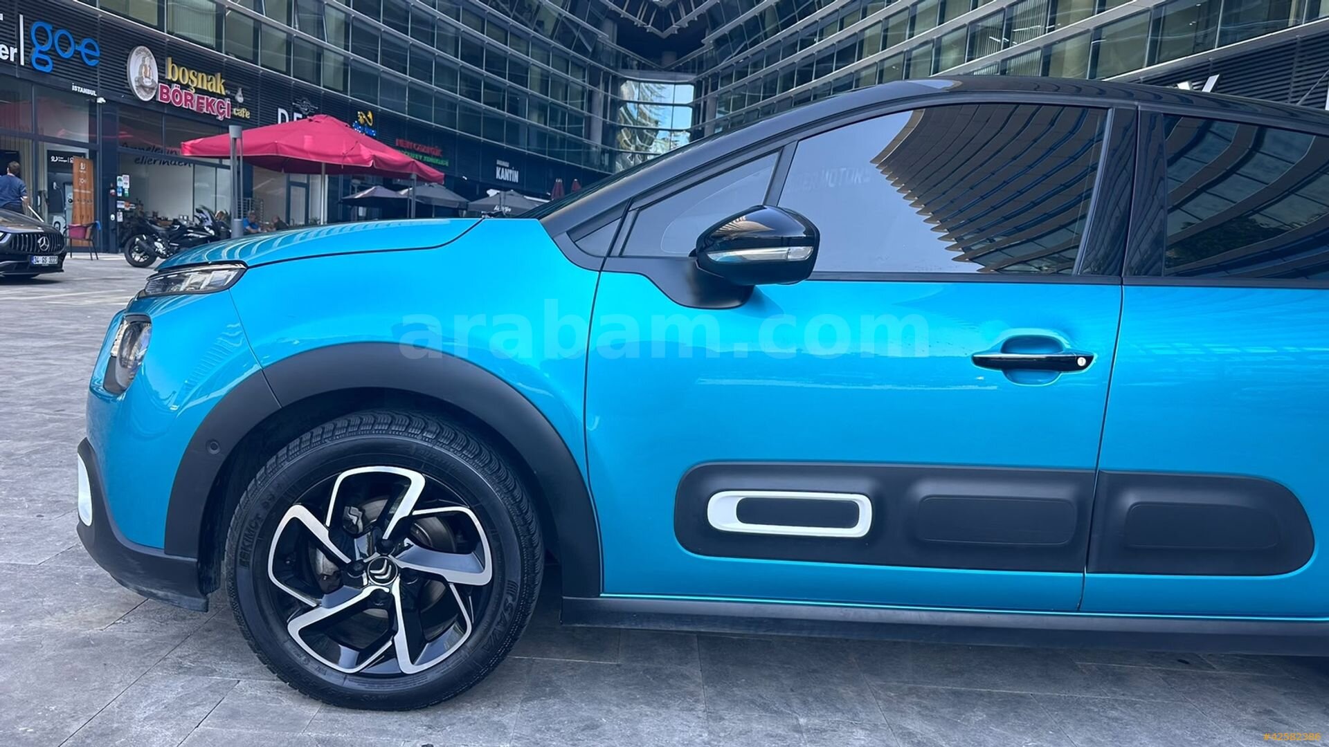 Galeriden Citroen C3 1.2 PureTech Shine 2022 Model İstanbul 59.000 km Mavi 5