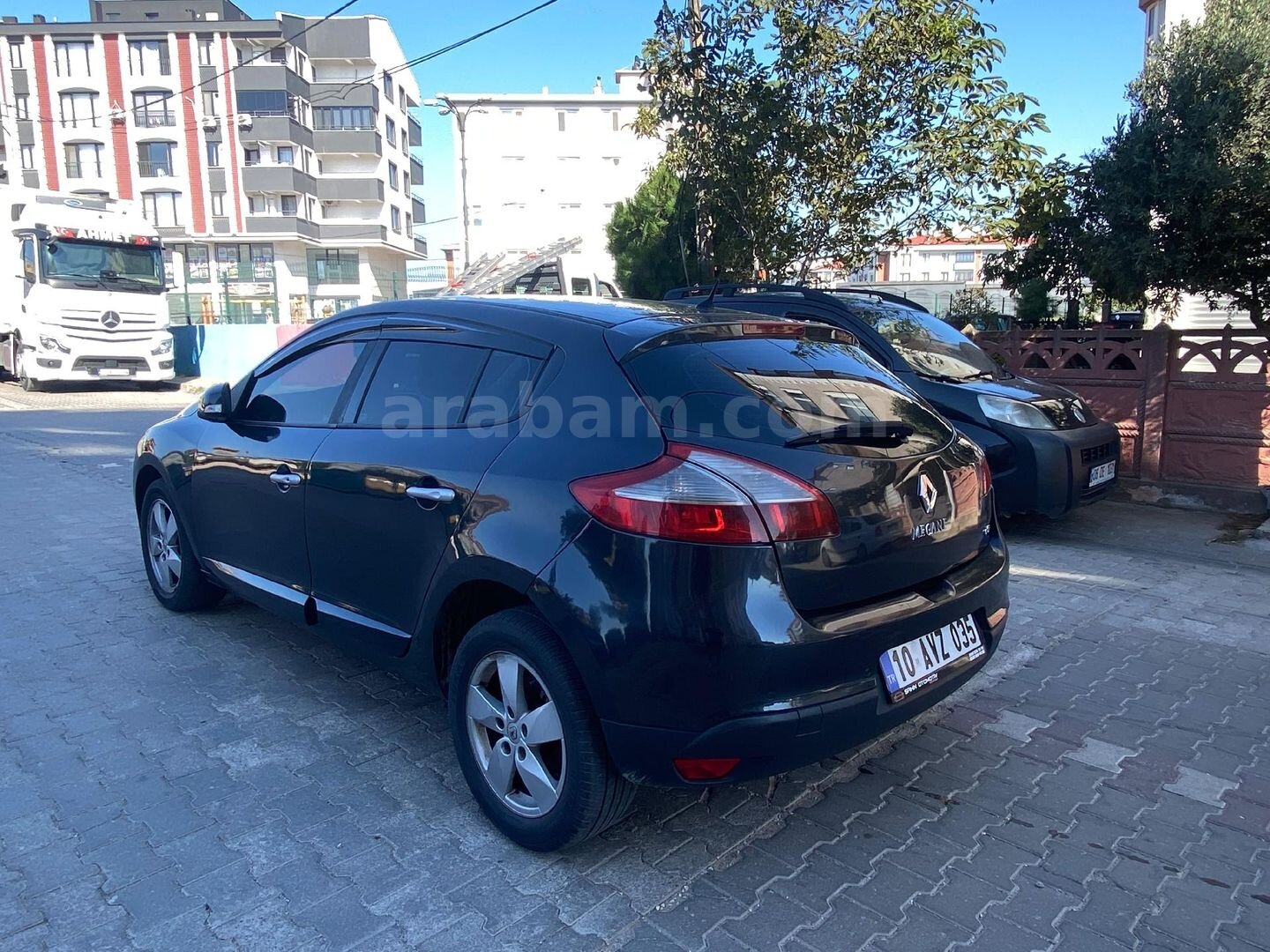 Galeriden Renault Megane 1.5 dCi Dynamique 2011 Model Balıkesir 295.000 km Füme 6