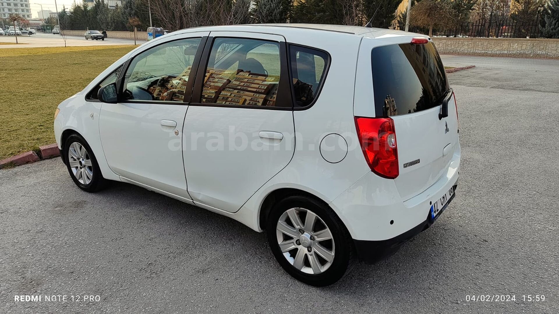 Sahibinden Otomatik Mitsubishi Colt 1.3 Invite 2010 Model 2