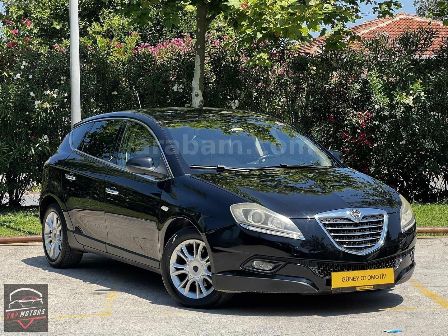 Galeriden Lancia Delta 1.6 MJet 2012 Model İstanbul 145.000 km Siyah 2