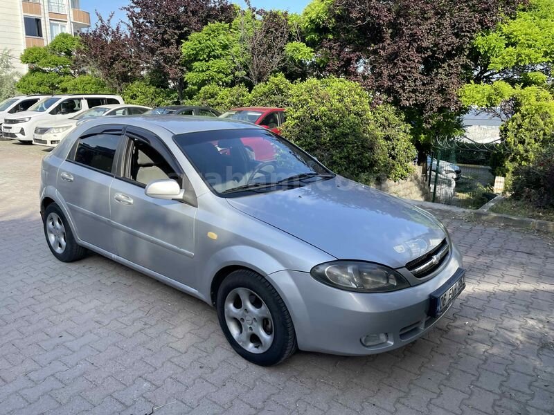 Sahibinden Chevrolet Lacetti 1.6 SX 2005 Model 290.000 Gri 1