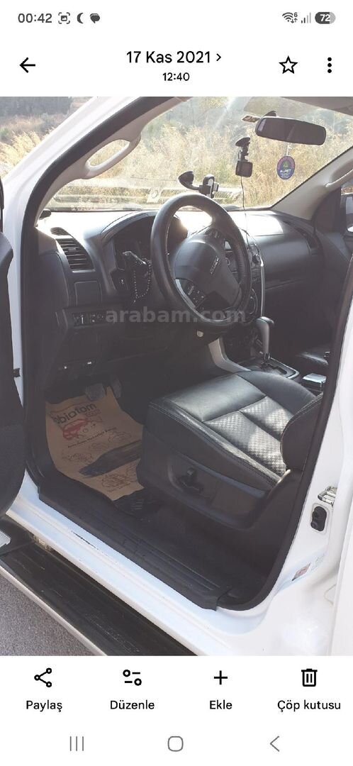 Sahibinden Isuzu D-Max 2.5 4x4 V-Cross 2013 Model İzmir 177.777 km Beyaz 3
