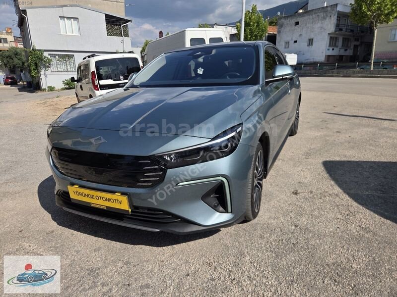 Galeriden TOGG T10F V2 Uzun Menzil 2025 Model Bursa 16.000 km Yeşil