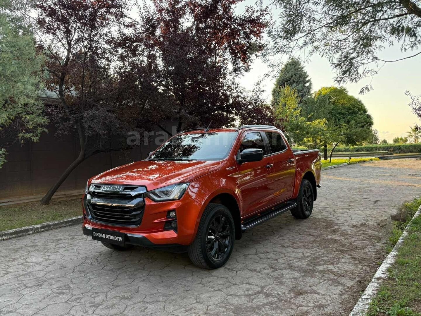 ISUZU D-MAX V-CROSS HATASIZ BOYASIZ 2