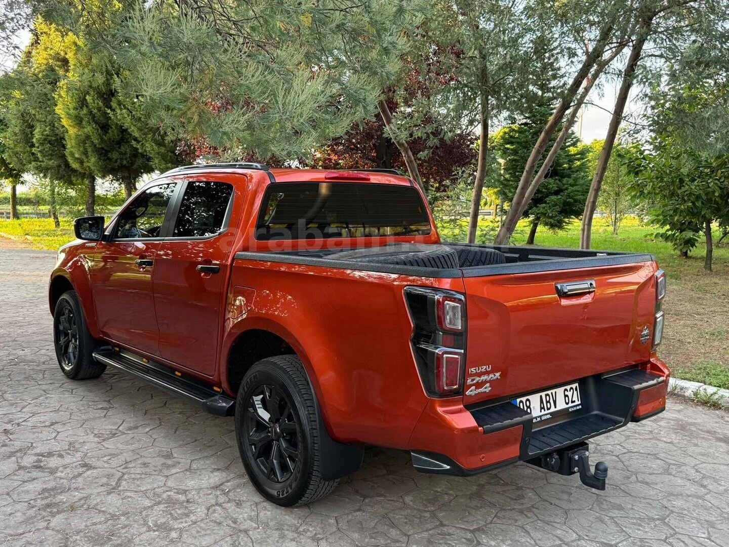 ISUZU D-MAX V-CROSS HATASIZ BOYASIZ 4