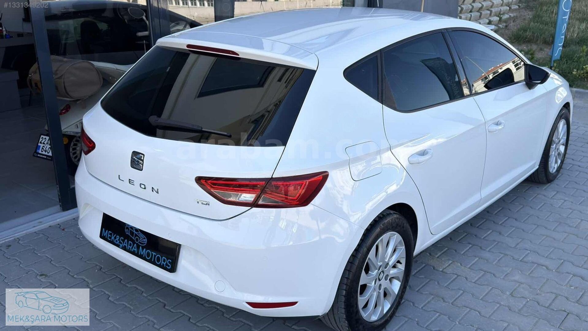 Galeriden Seat Leon 1.6 TDI CR Style 2013 Model İstanbul 225.000 km Beyaz 5