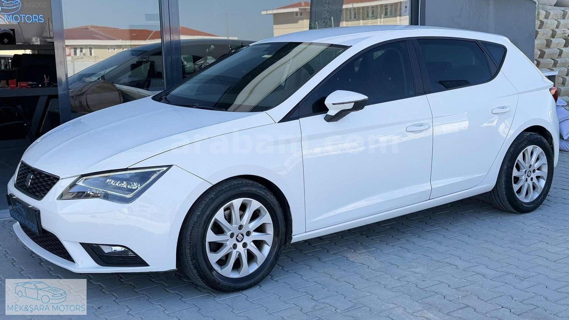 Galeriden Seat Leon 1.6 TDI CR Style 2013 Model İstanbul 225.000 km Beyaz 3