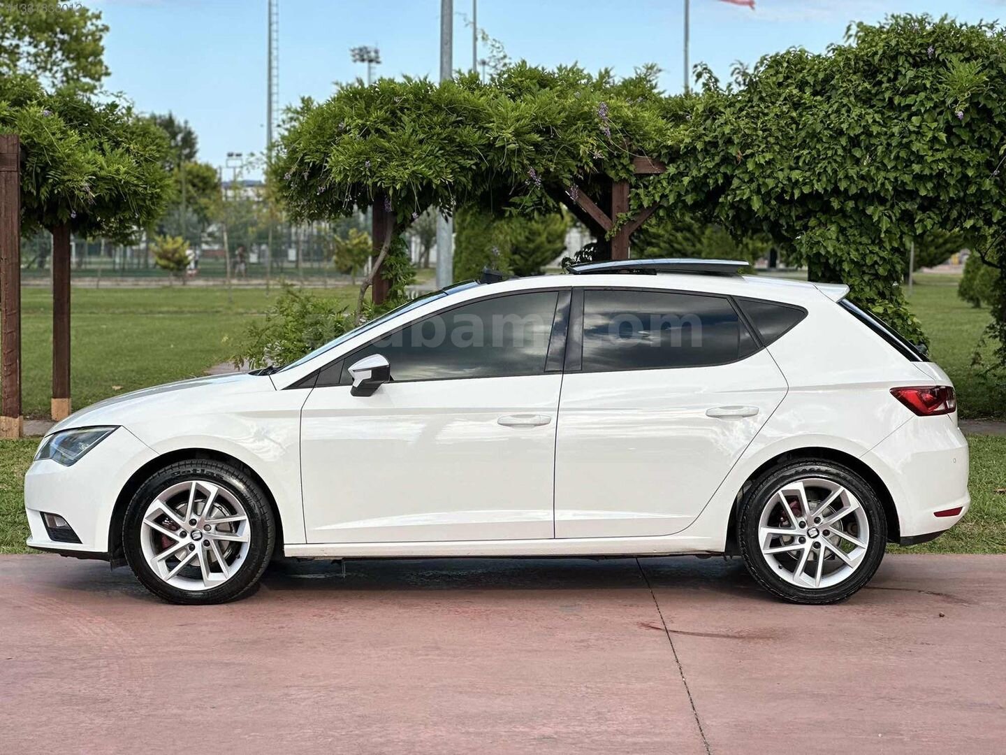 ULS MOTORS'DAN - SEAT LEON CAM TAVAN ( DİZEL - OTOMATİK) 6