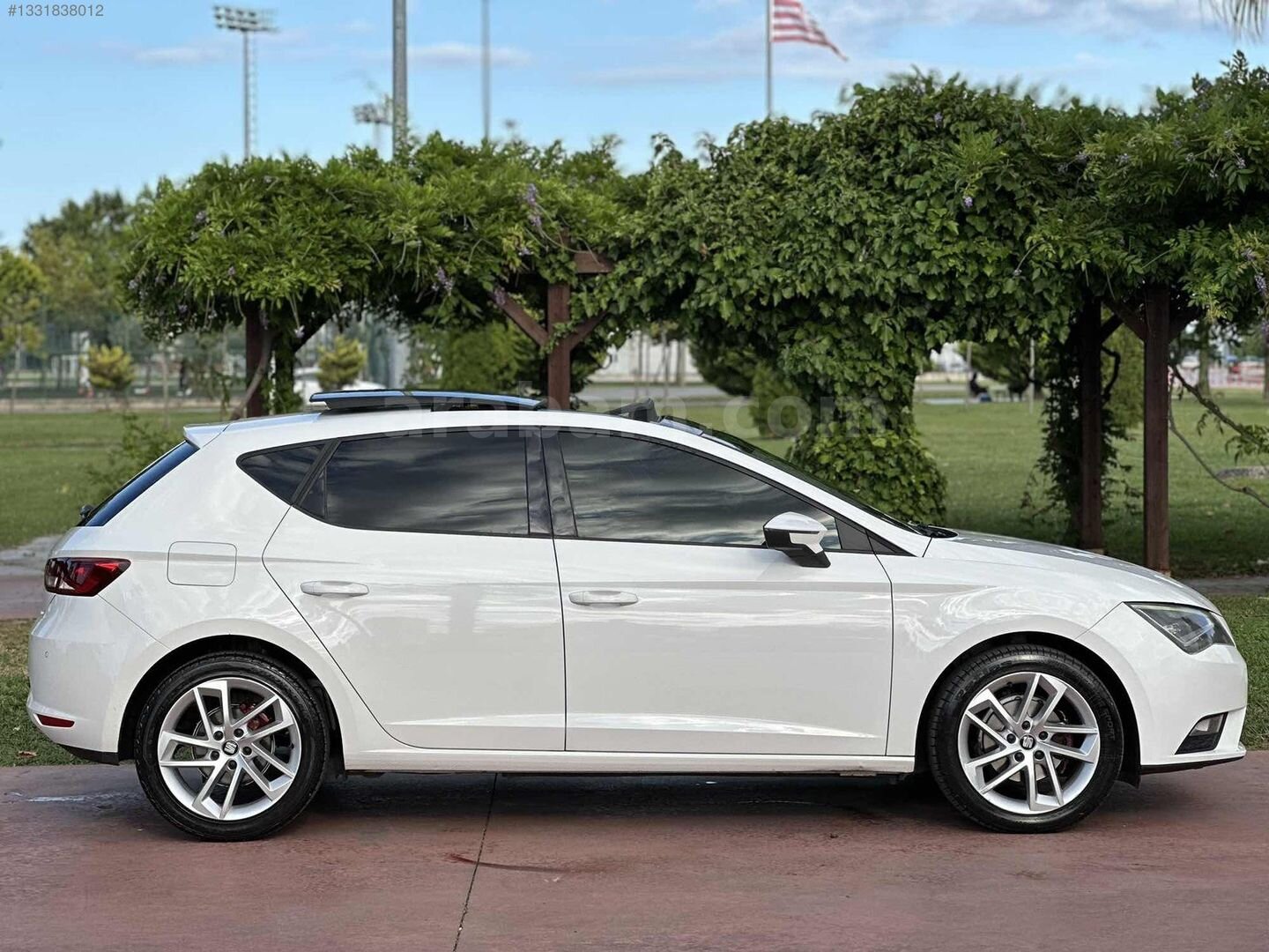 ULS MOTORS'DAN - SEAT LEON CAM TAVAN ( DİZEL - OTOMATİK) 7
