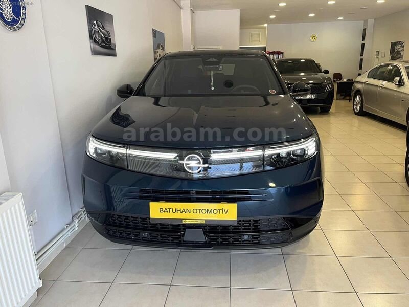 BATUHAN'DAN 2024 OPEL GRANDLAND 1.2 HYBRİT ULTİMATE FUUL HATASIZ