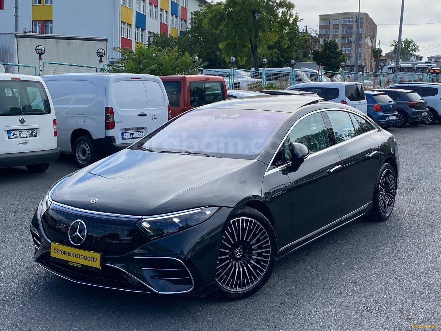 Galeriden Mercedes - Benz EQS 450+ 2024 Model İstanbul 7.200 km Füme 1