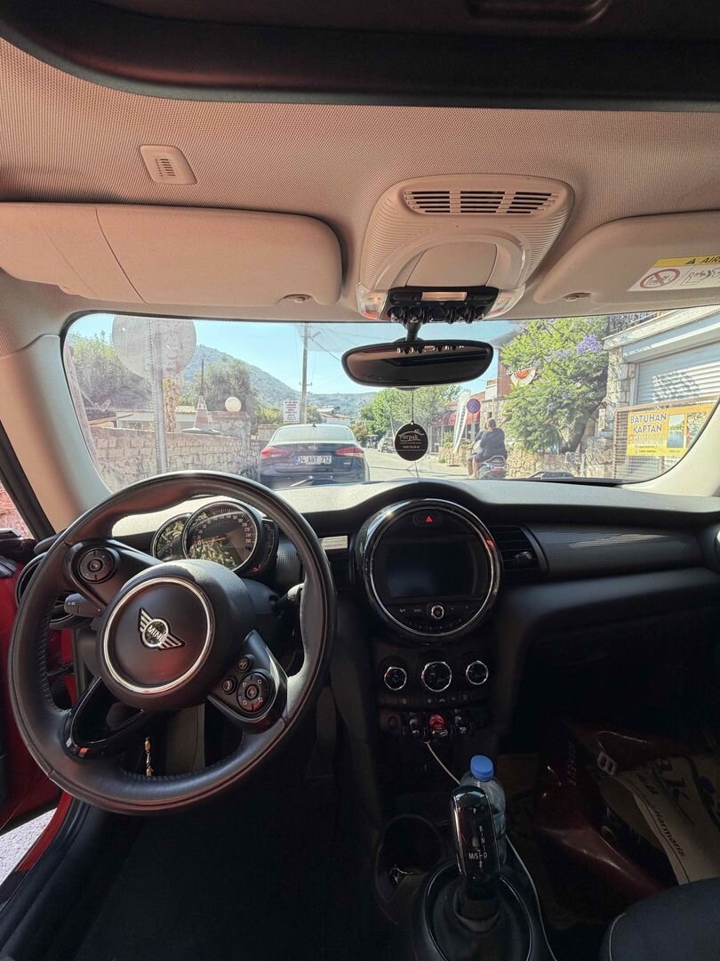 Sahibinden Mini Cooper 1.5 Iconic 2020 Model 45.000 km Kırmızı 2