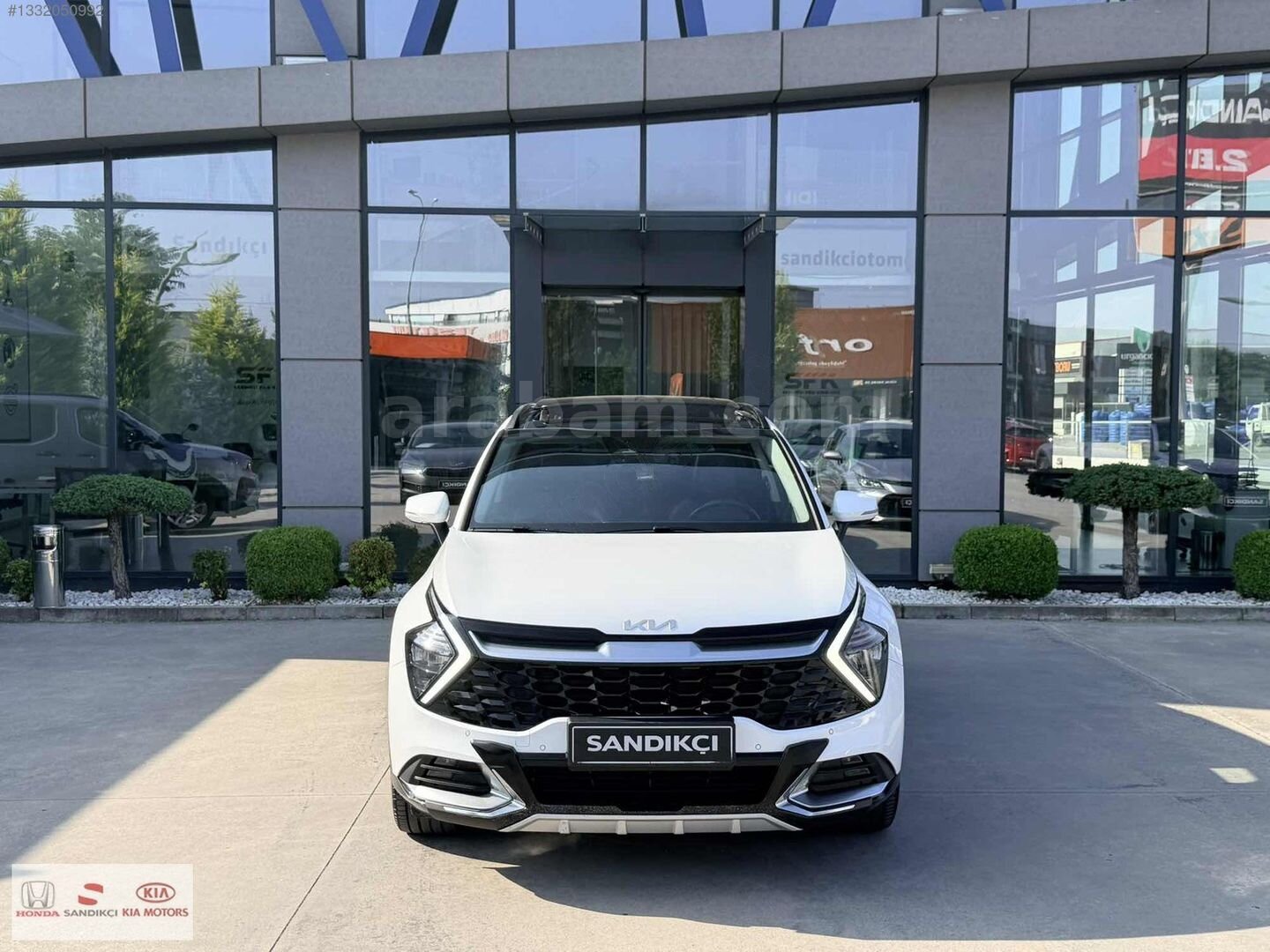 SANDIKÇI 2.EL 2022 Sportage 1.6L T-GDI Mhev Elegance Konfor 4x4 3