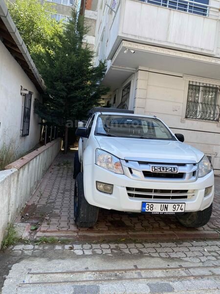 Sahibinden Isuzu D-Max 2.5 4x4 2017 Model