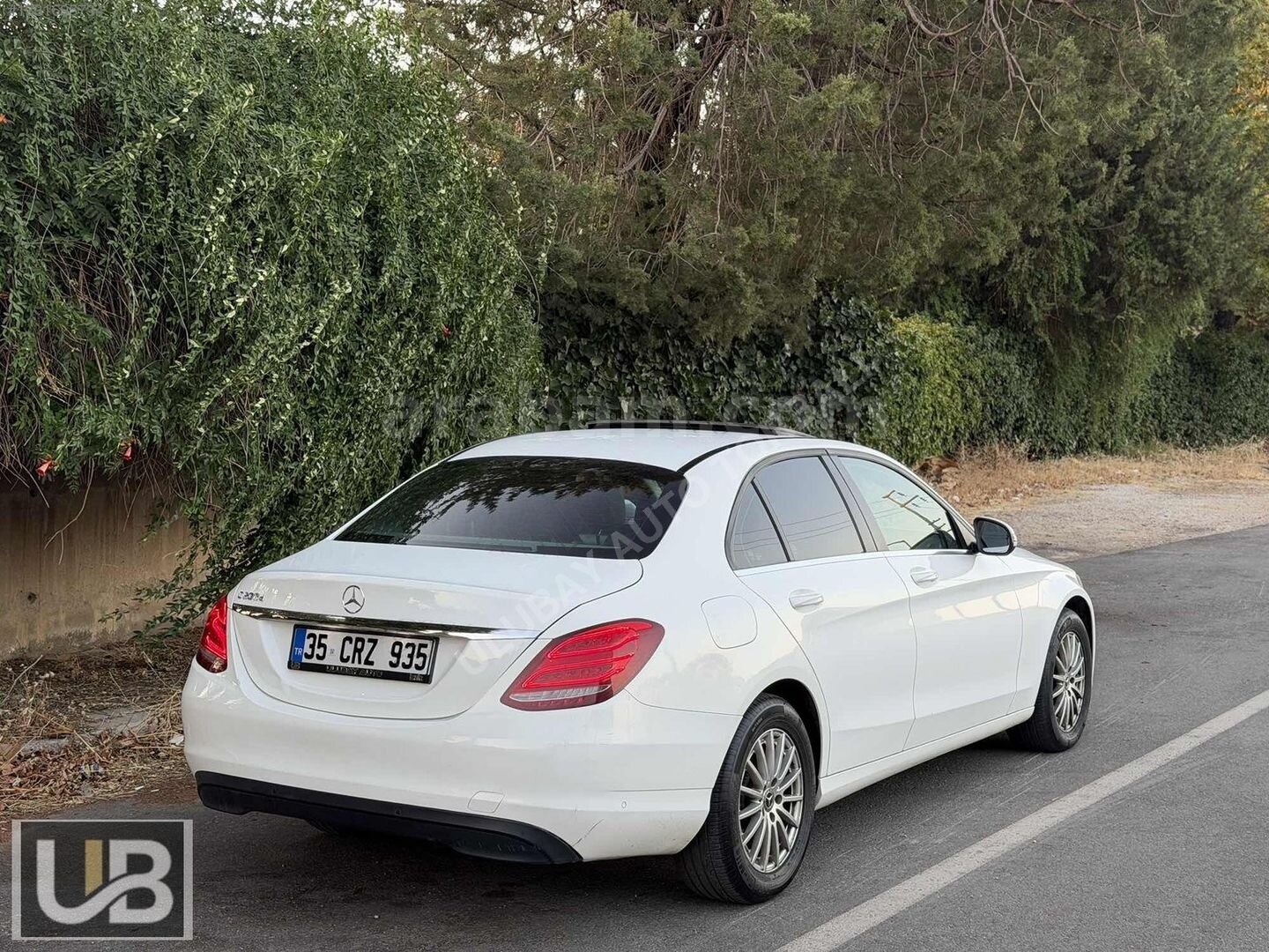 Galeriden Mercedes - Benz C 200 D Comfort 2018 Model İzmir 237.000 km Beyaz 4